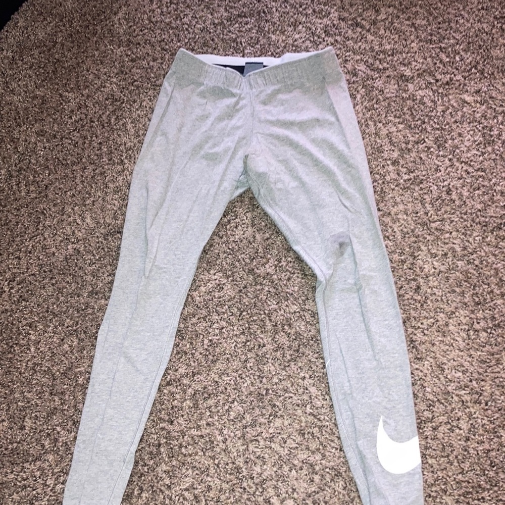 Nike leggings